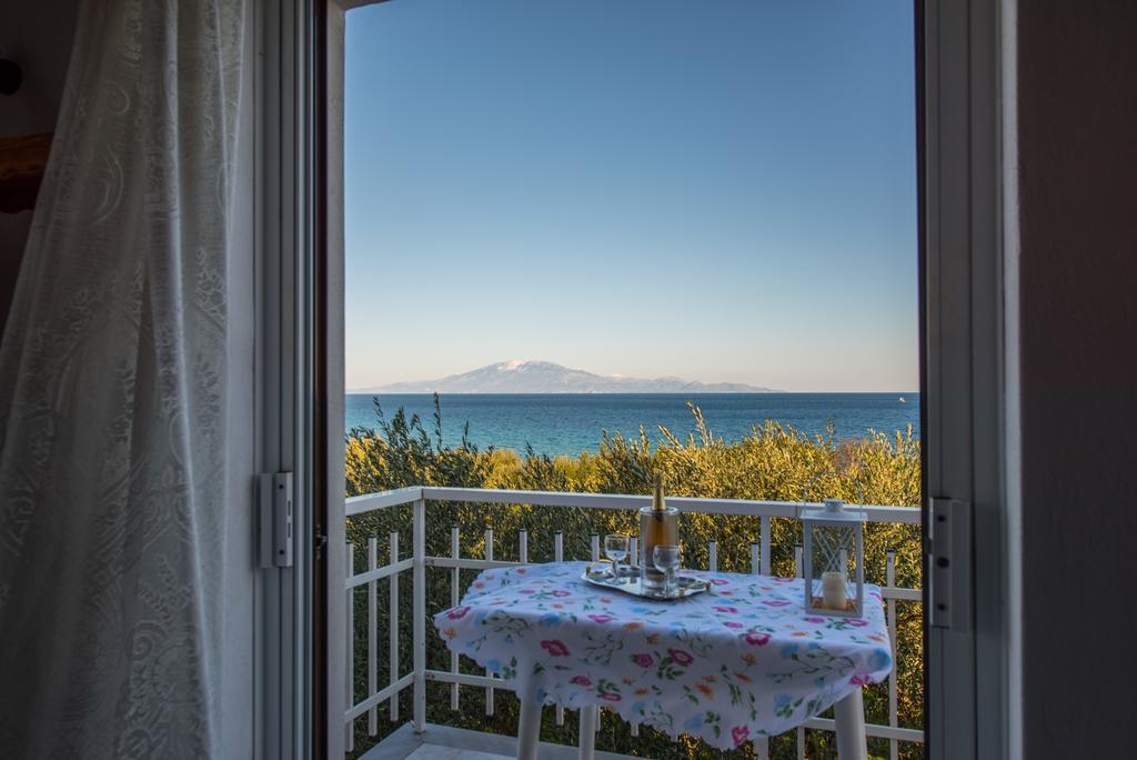 Jimmy'S Sea View Studios *