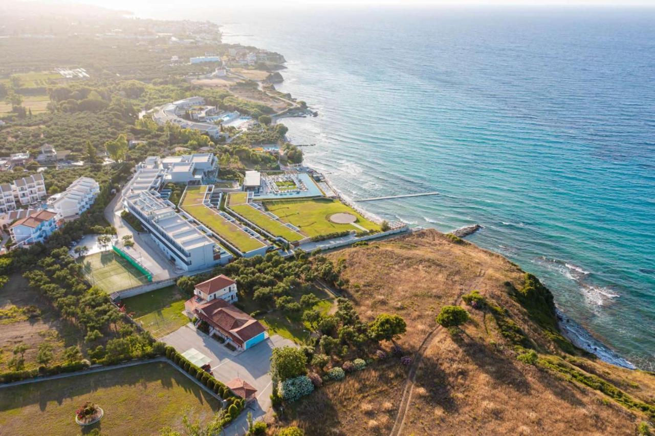Jimmy'S Sea View Studios